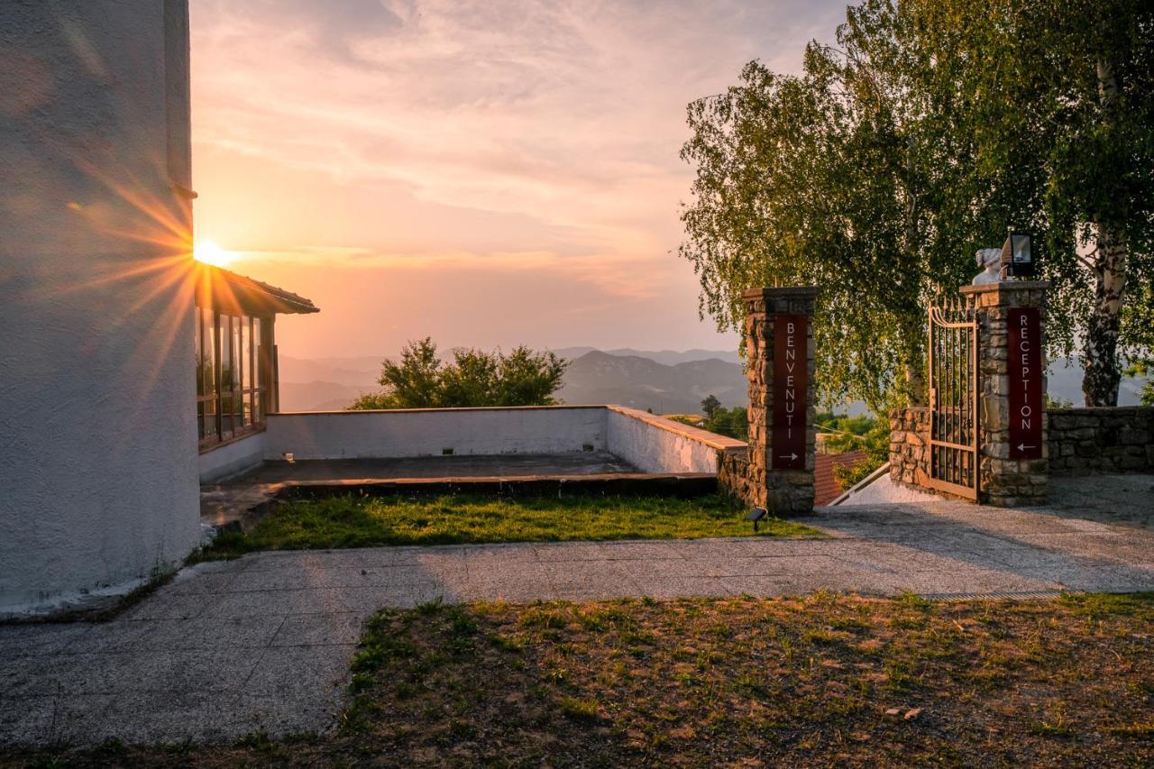 Hotel Butterfly - Il Nido D'Amore Bologna Monzuno Buitenkant foto