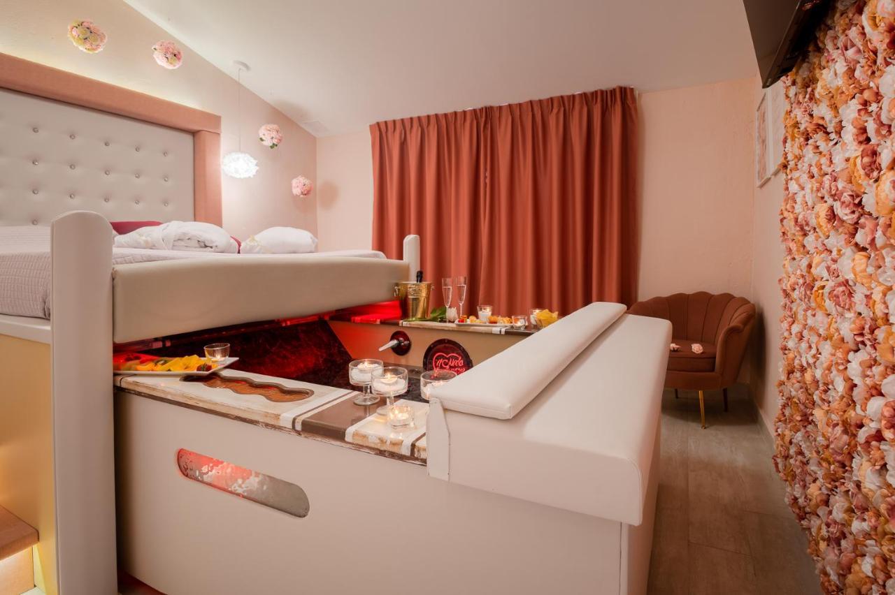 Hotel Butterfly - Il Nido D'Amore Bologna Monzuno Buitenkant foto
